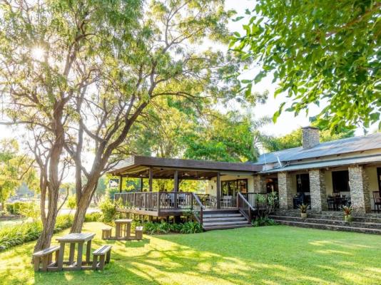 Hamiltons Lodge & Restaurant - 248019