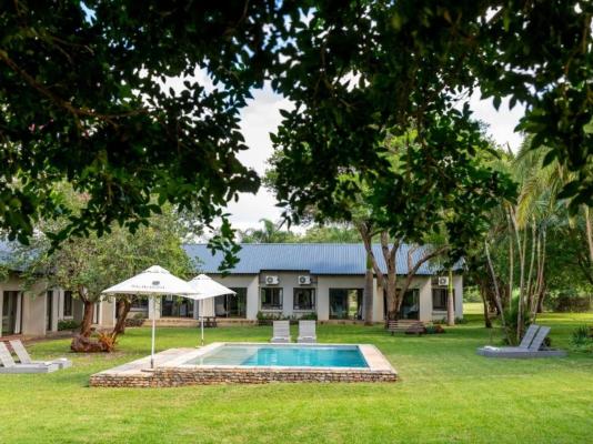 Hamiltons Lodge & Restaurant - 248029