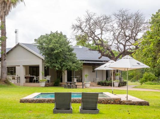 Hamiltons Lodge & Restaurant - 248030