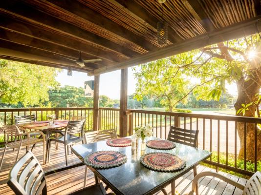 Hamiltons Lodge & Restaurant - 248032