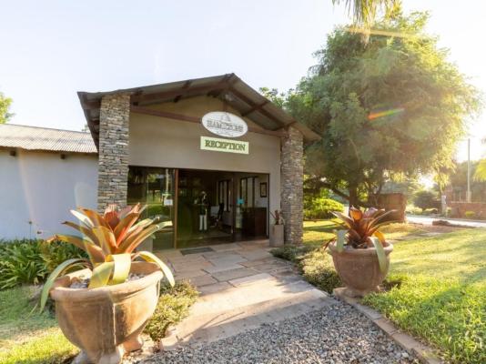 Hamiltons Lodge & Restaurant - 248039