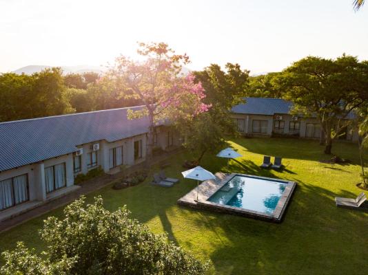 Hamiltons Lodge & Restaurant - 248043