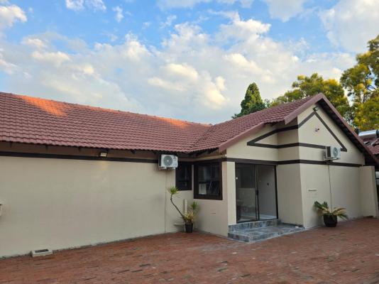 La - Majestic Guest Lodge - 248146