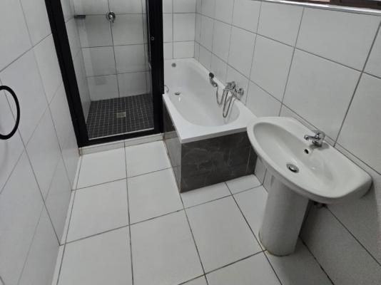 La - Majestic Guest Lodge - 248166