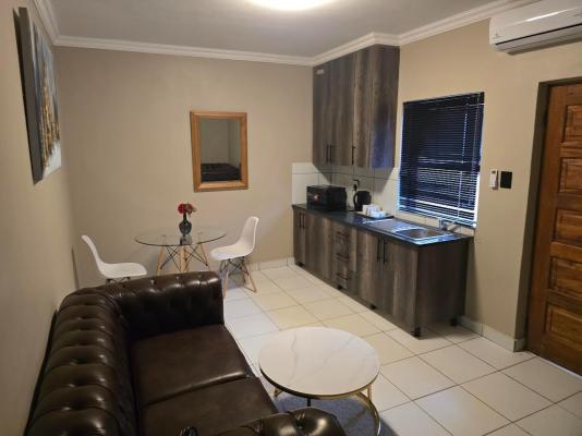 La - Majestic Guest Lodge - 248173