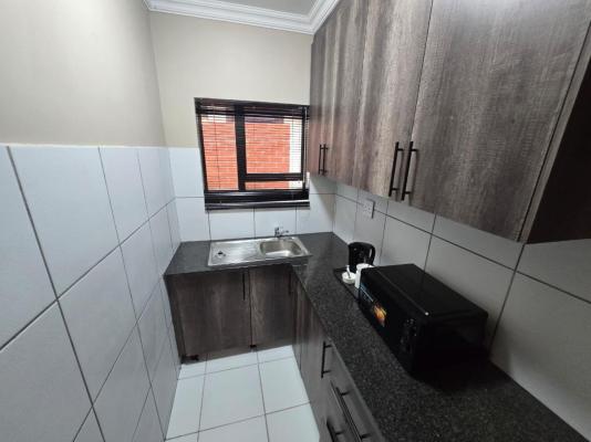 La - Majestic Guest Lodge - 248195