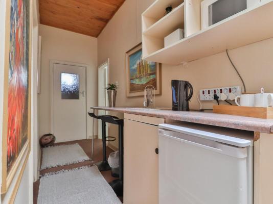 Die Hoek Guesthouse - 248490