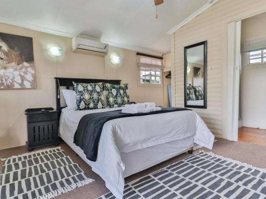 Die Hoek Guesthouse - 248497