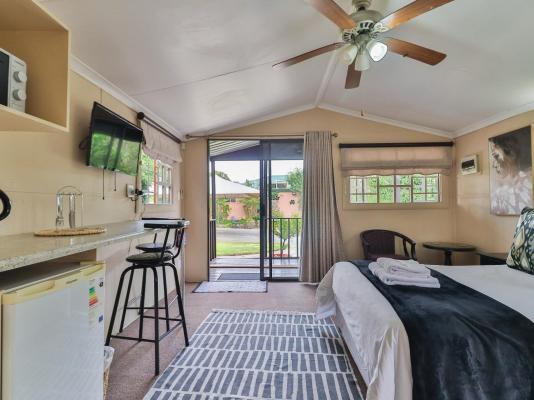 Die Hoek Guesthouse - 248498