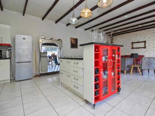 Milkwood Manor House - 248517