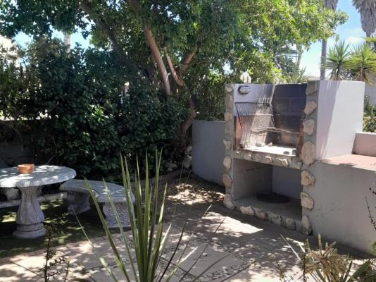 Crow's Nest Self-Catering Accommodation - 248777