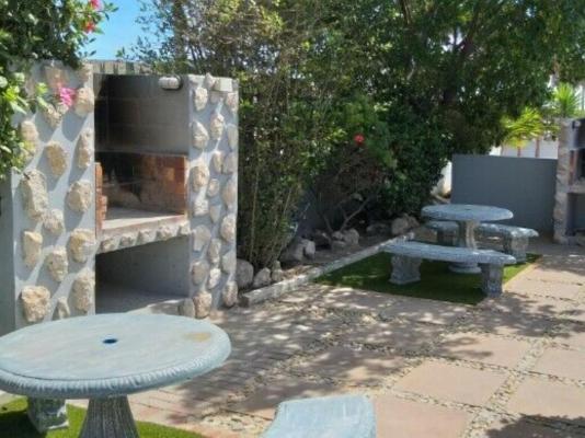 Crow's Nest Self-Catering Accommodation - 248780