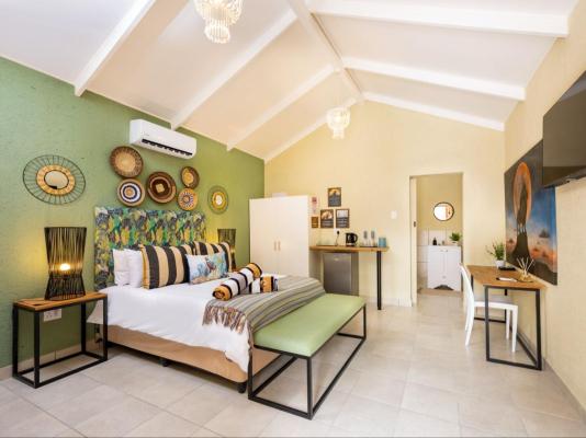 Zabini Lodge Rooms With Private Pools - 248852