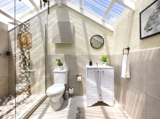 Zabini Lodge Rooms With Private Pools - 248856