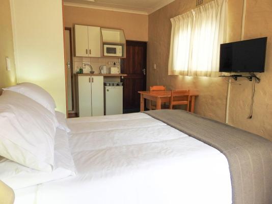 Room image 4