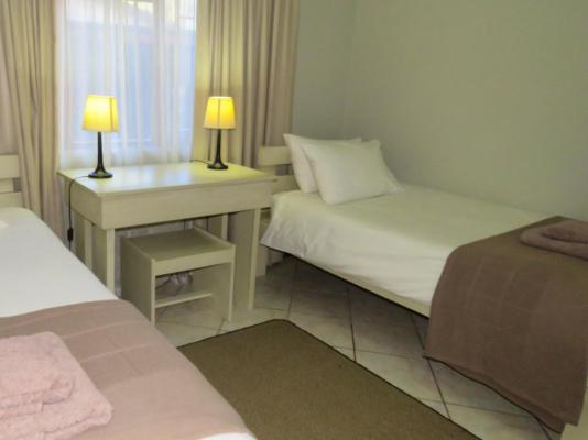 Room image 3