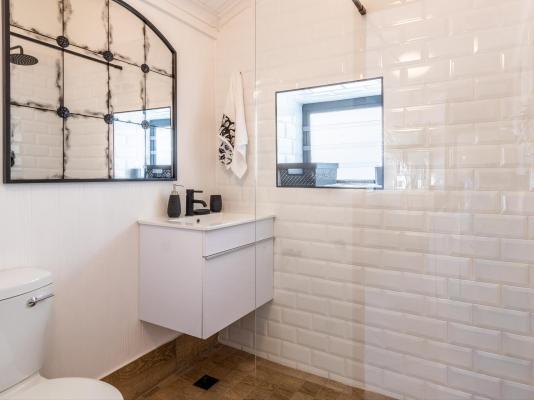 59 Marine Hermanus - 249017