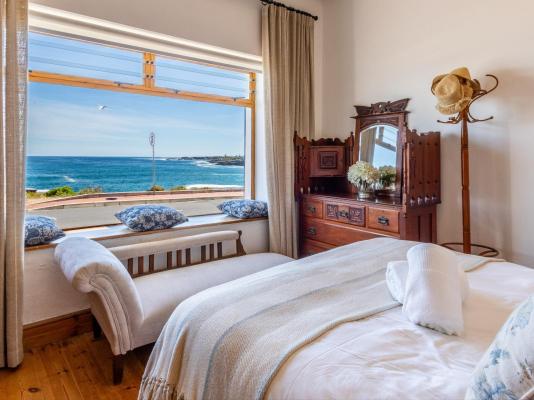 59 Marine Hermanus - 249023