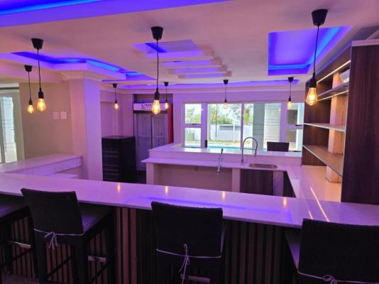 The Sea Breeze Guest House - 249073