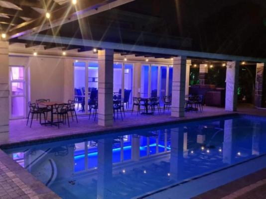 The Sea Breeze Guest House - 249076