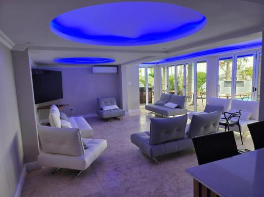 The Sea Breeze Guest House - 249080