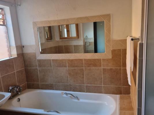 Baseni Air Guest House - 249116