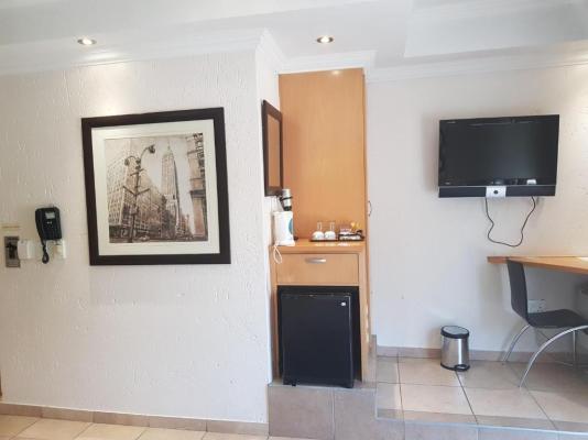 Europrime Hotels Airport - 249235