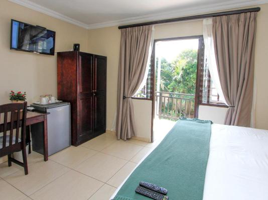 Room image 4