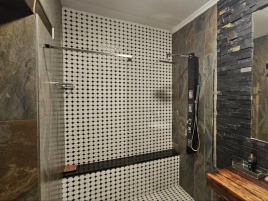 Prospectors Inn - 249462