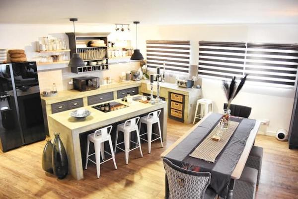 4on Pebbles Holiday Home - 249656