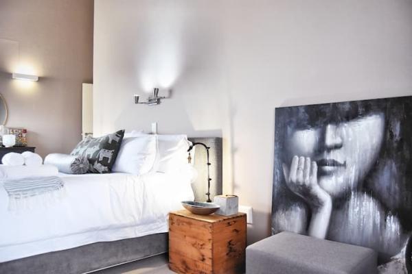 4on Pebbles Holiday Home - 249658