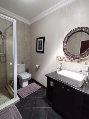 Standard Luxury Room 202 En-Suite