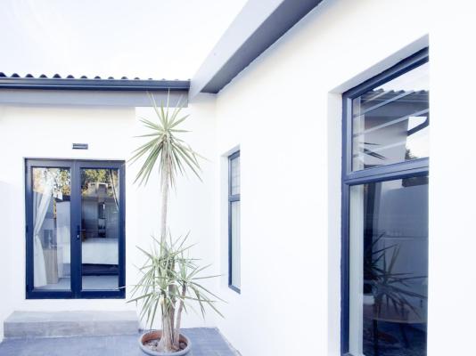 Catalyst Guesthouse - 249981