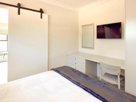 Catalyst Guesthouse - 250000