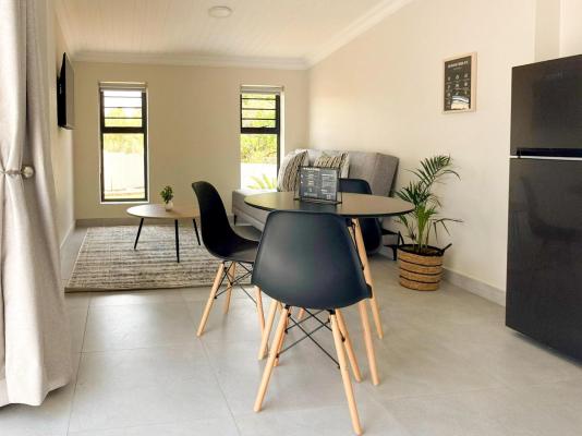 Catalyst Guesthouse - 250004