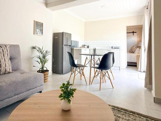 Catalyst Guesthouse - 250005