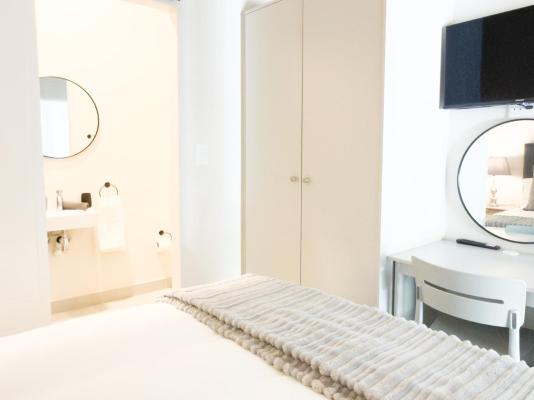 Catalyst Guesthouse - 250024