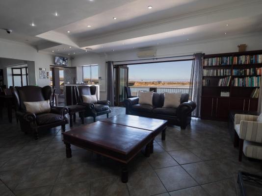 Isla Riverside Lodge - 250029