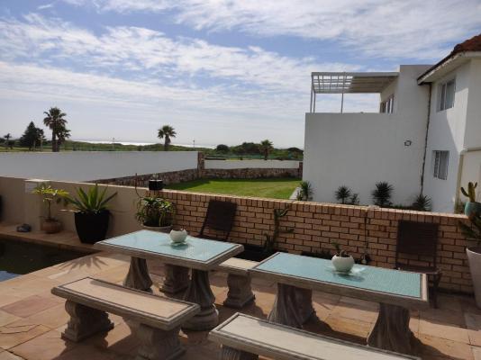 Palm Beach Guesthouse - 250080