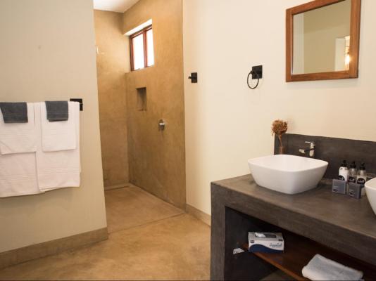 La Lechere Guest House - 250133