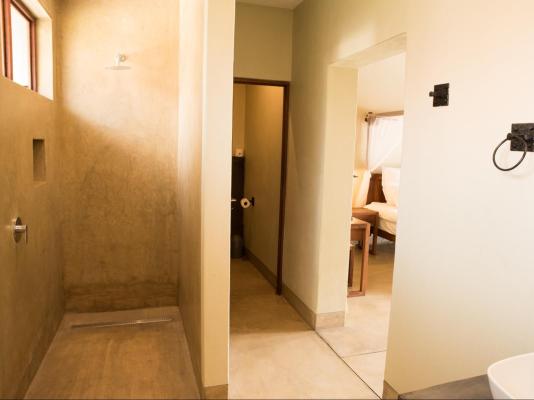 La Lechere Guest House - 250142