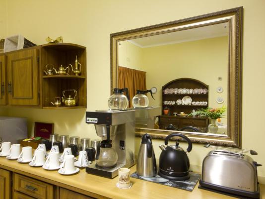 Loerie Lodge Guest House - 250184