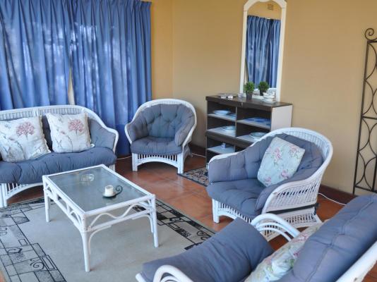 Loerie Lodge Guest House - 250188