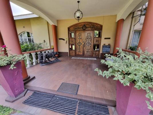 Loerie Lodge Guest House - 250193