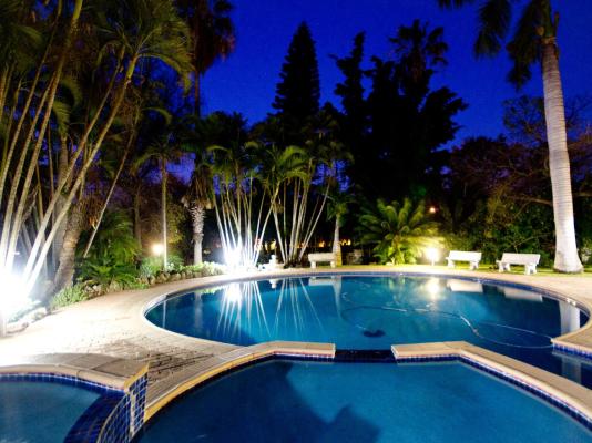 Loerie Lodge Guest House - 250200