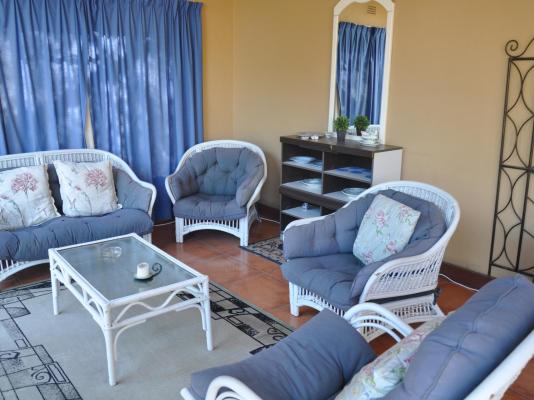 Loerie Lodge Guest House - 250209