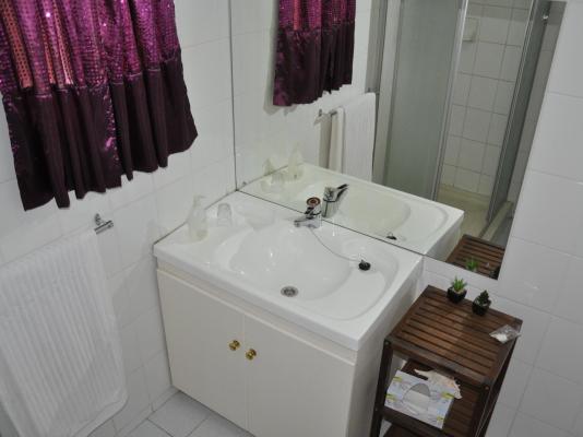 Loerie Lodge Guest House - 250219