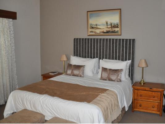 Loerie Lodge Guest House - 250226