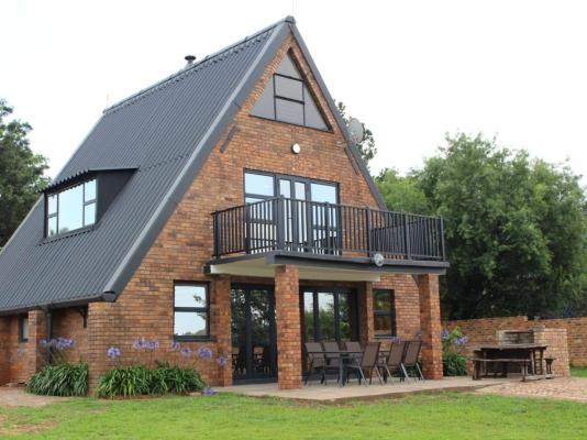 Ericka's Luxurious Guesthouse - 250497