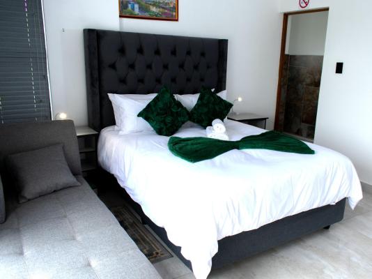 Hospital View Guesthouse - 250569